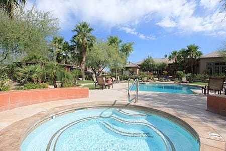500+ Phoenix Vacation Rentals & Homes | Airbnb