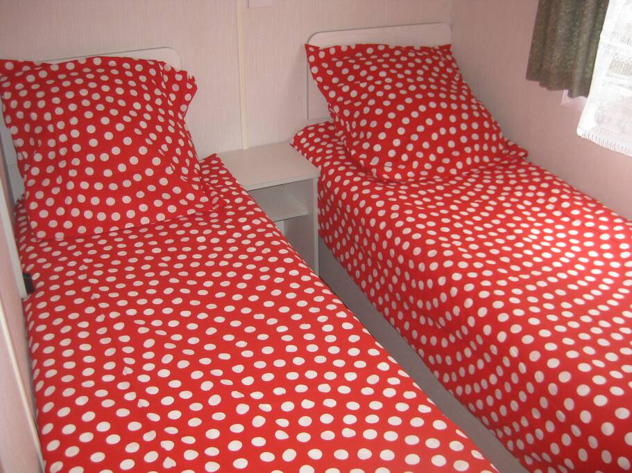 La 2 ème chambre avec 2 lits