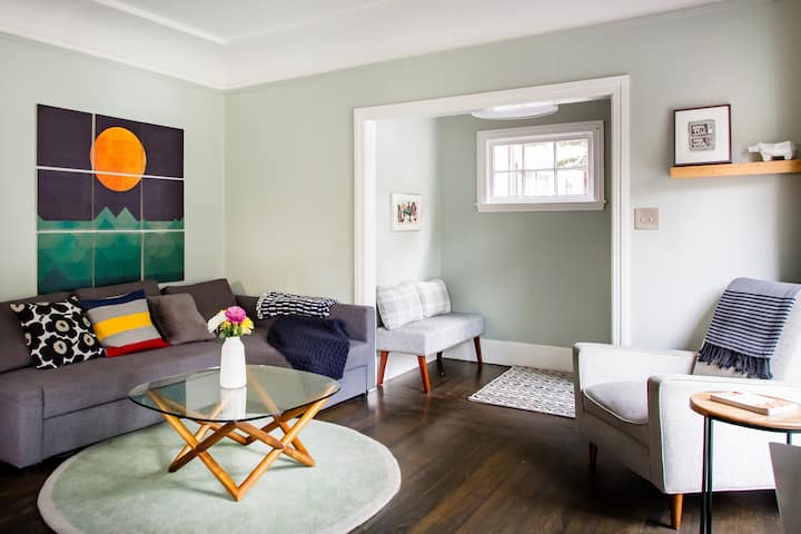 Designer 2 Bedroom With Private Garden - Oakland, CA