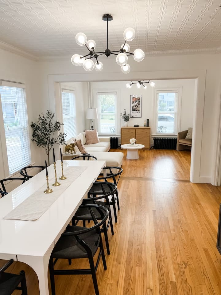 Historic Downtown Home 3BD 2BR centrally located Houses for Rent in