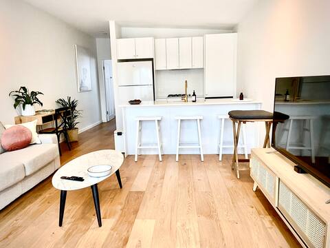 Cottage On Cambridge Umina Presented by Love Song