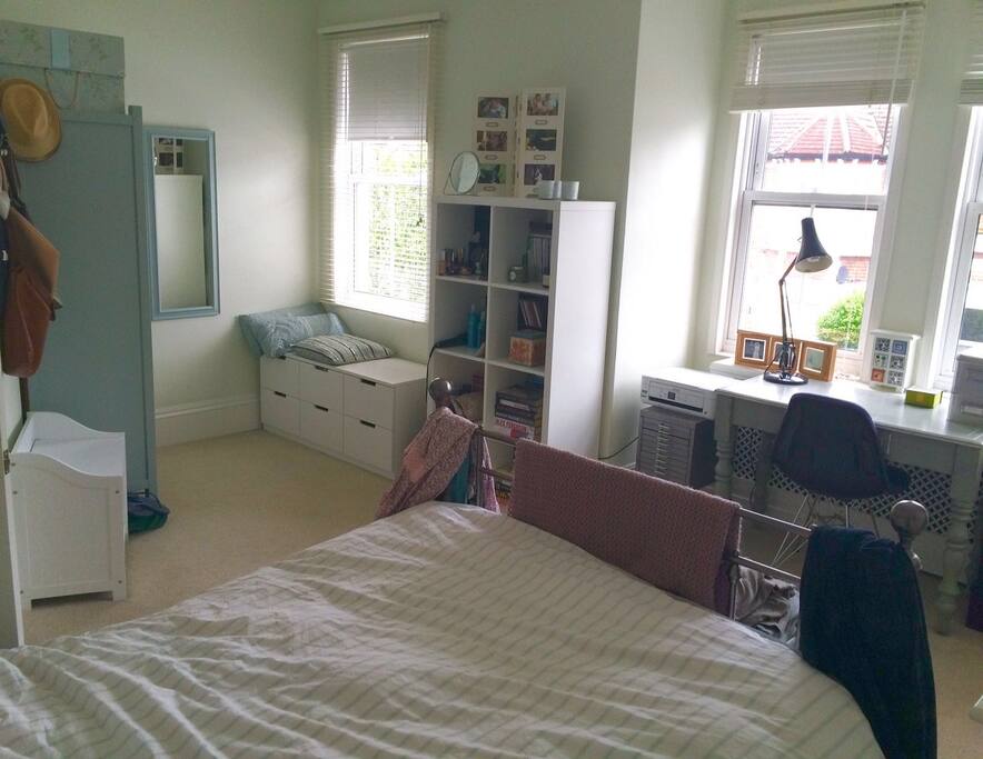 Master bedroom - with dressing area