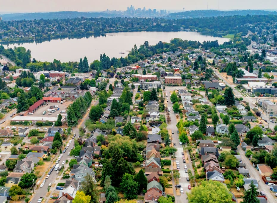 Only 8 blocks from Greenlake