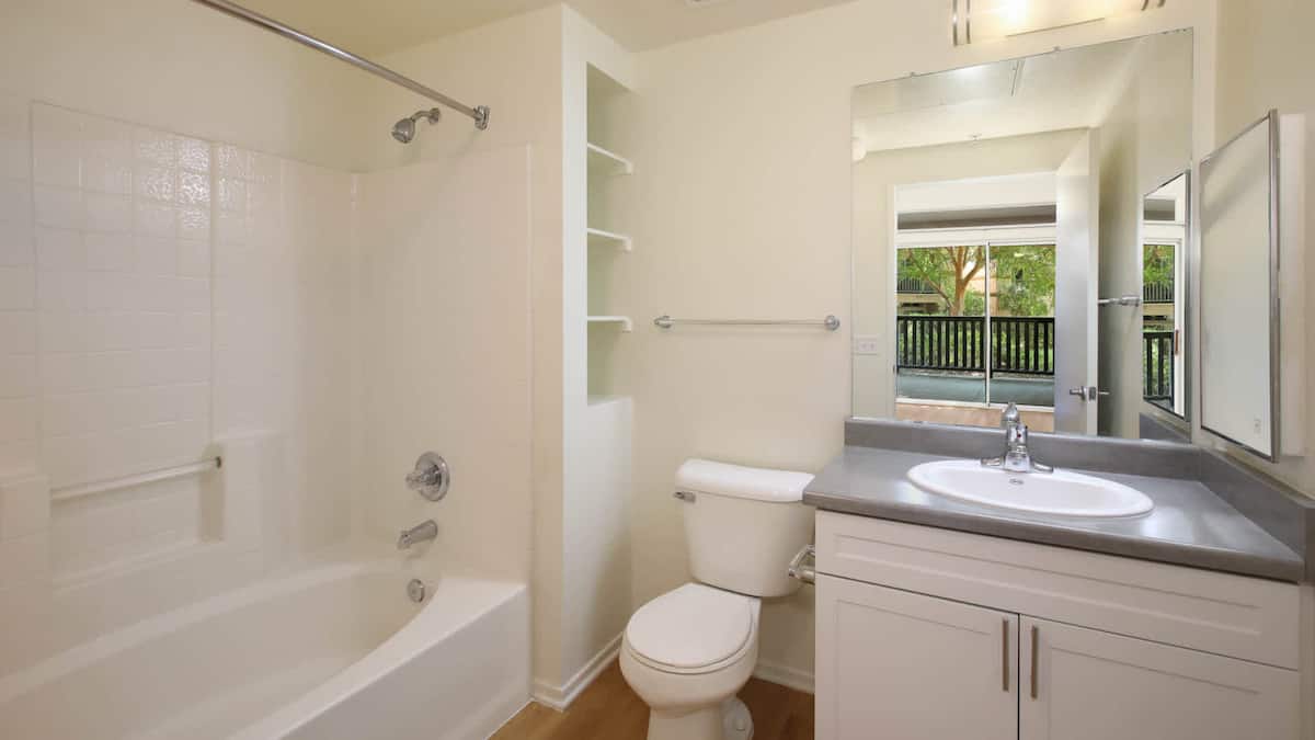 , an Airbnb-friendly apartment in Rancho Santa Margarita, CA