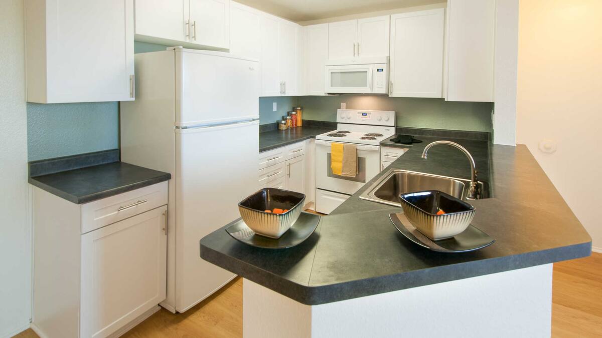 Earn in Canyon Ridge, an Airbnbfriendly apartment building