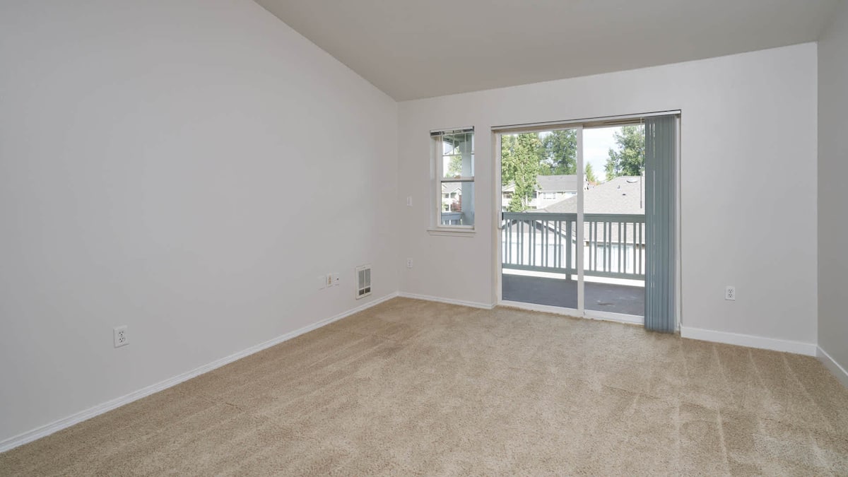 , an Airbnb-friendly apartment in Bothell, WA