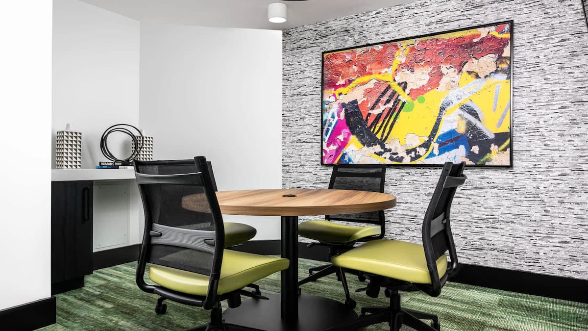 RGVtYW5kUGljdHVyZToxOTUxNjAwNjQz