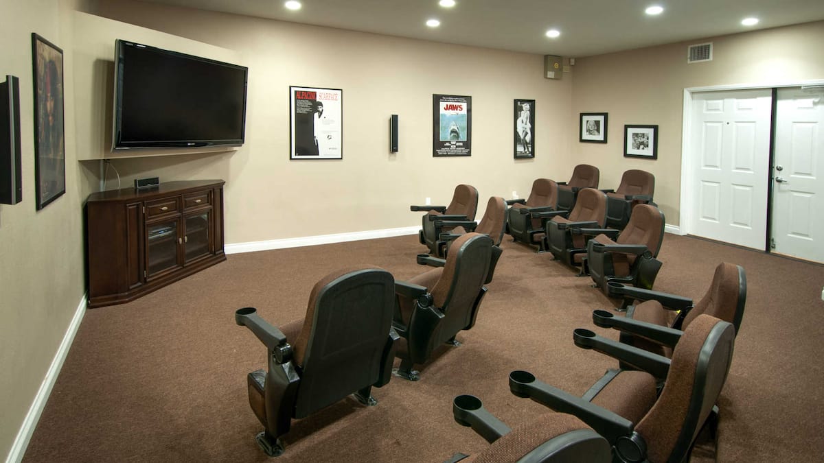 RGVtYW5kUGljdHVyZToxOTQzMTgzMTMz