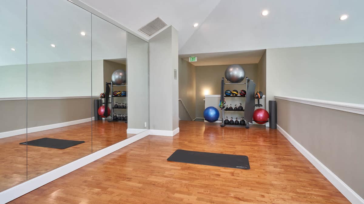 RGVtYW5kUGljdHVyZToxOTQzMTgyOTkx