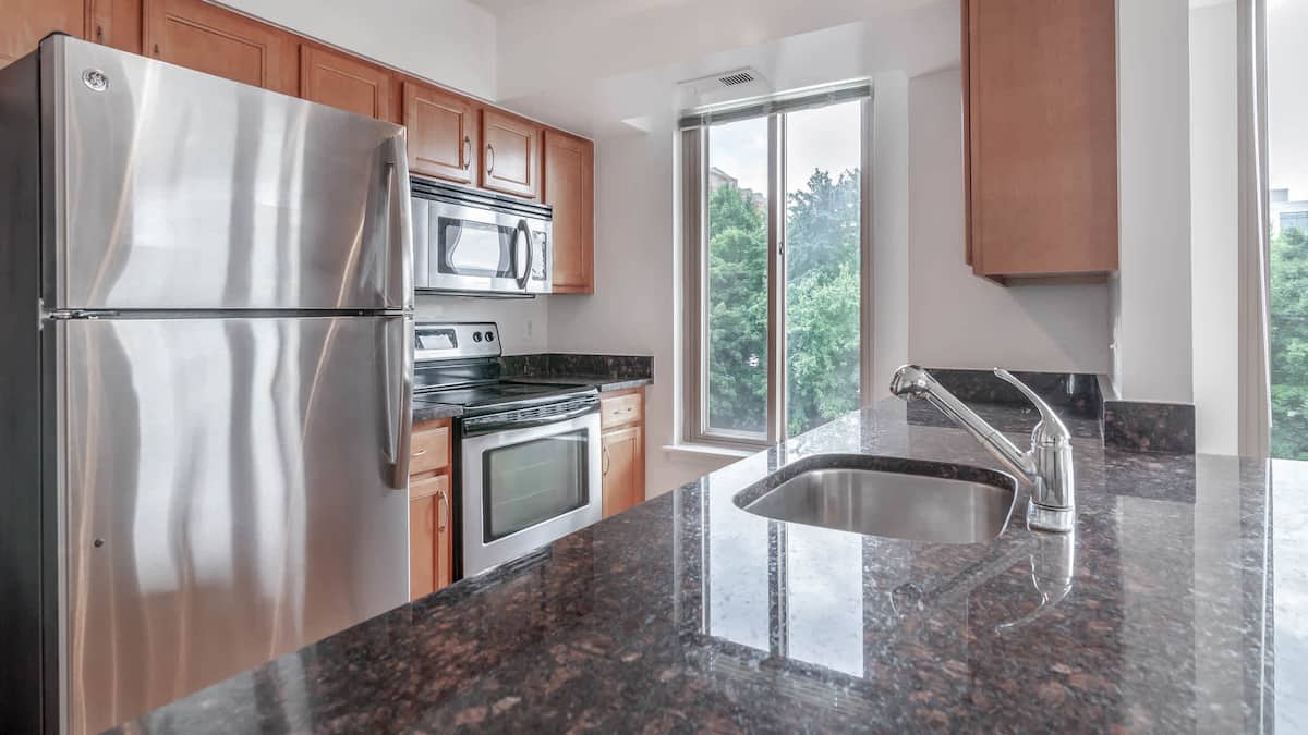 , an Airbnb-friendly apartment in Bethesda, MD