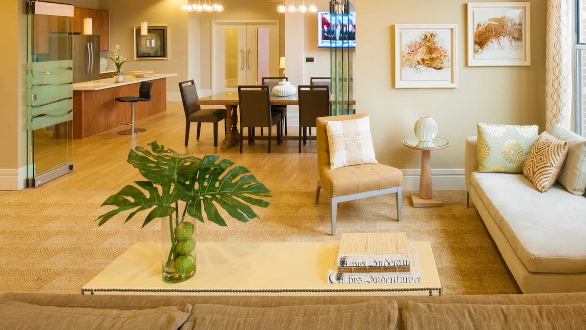 Alternate view of 2201 Pershing, an Airbnb-friendly apartment in Arlington, VA