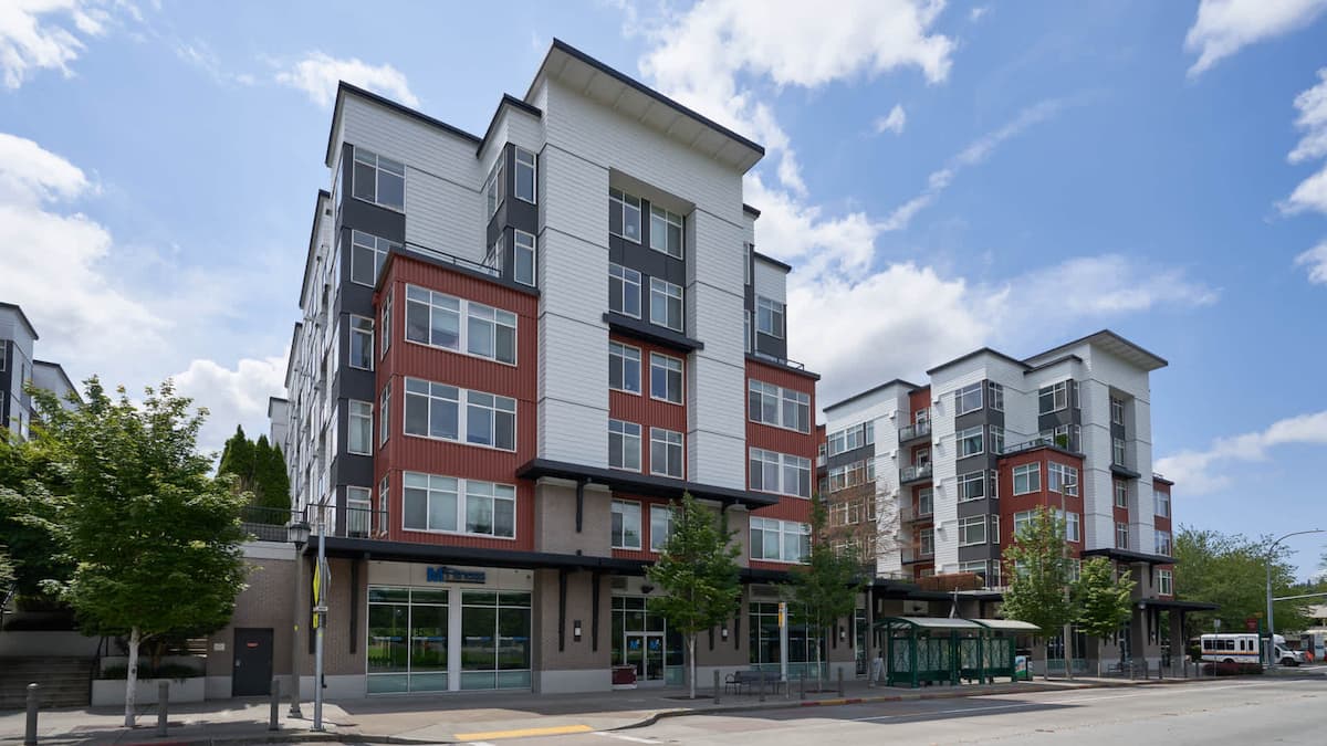 Exterior of Veloce, an Airbnb-friendly apartment in Redmond, WA
