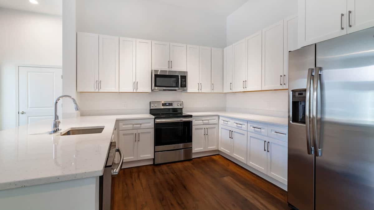 , an Airbnb-friendly apartment in Gaithersburg, MD