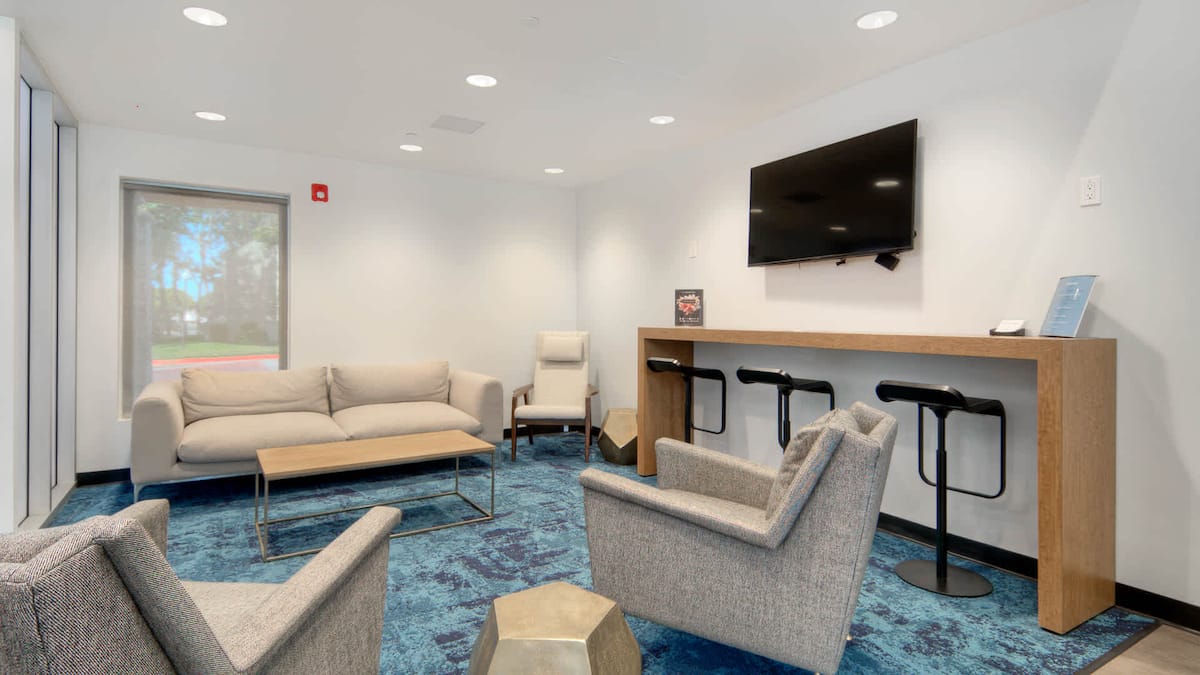 Earn with Airbnbfriendly apartments in Silicon Valley Airbnb