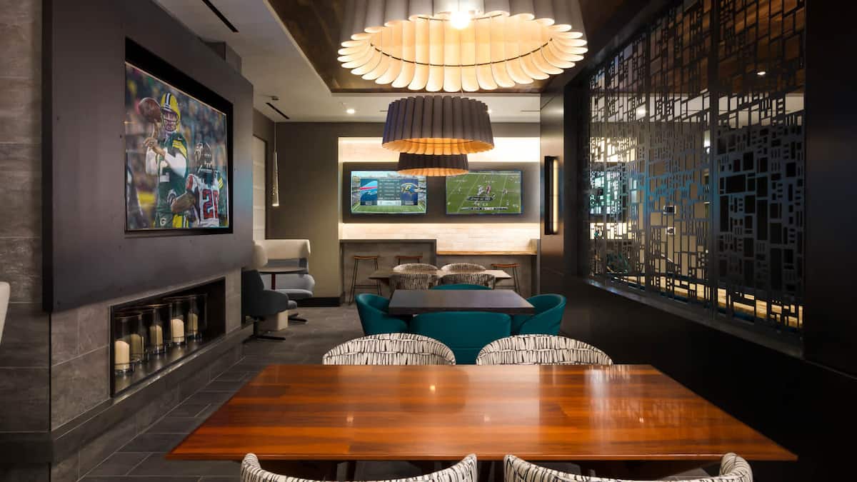 RGVtYW5kUGljdHVyZToxOTU1MTk3NTM4