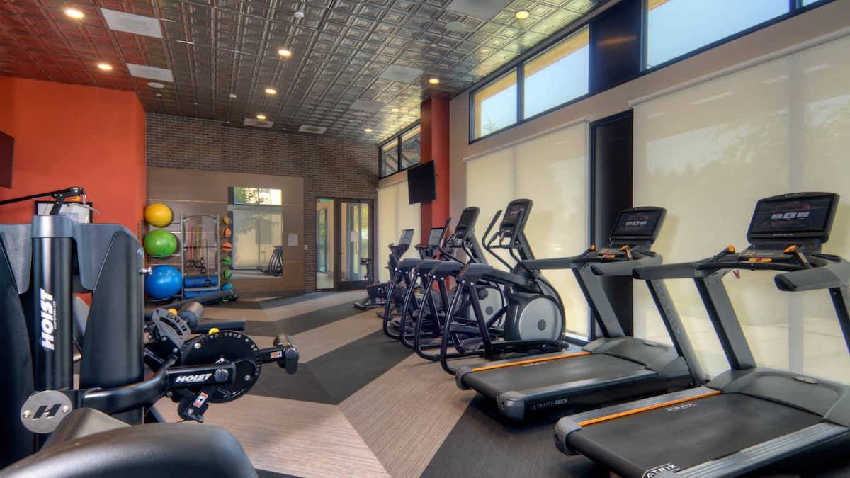 RGVtYW5kUGljdHVyZToxOTUxNTk5Nzc1