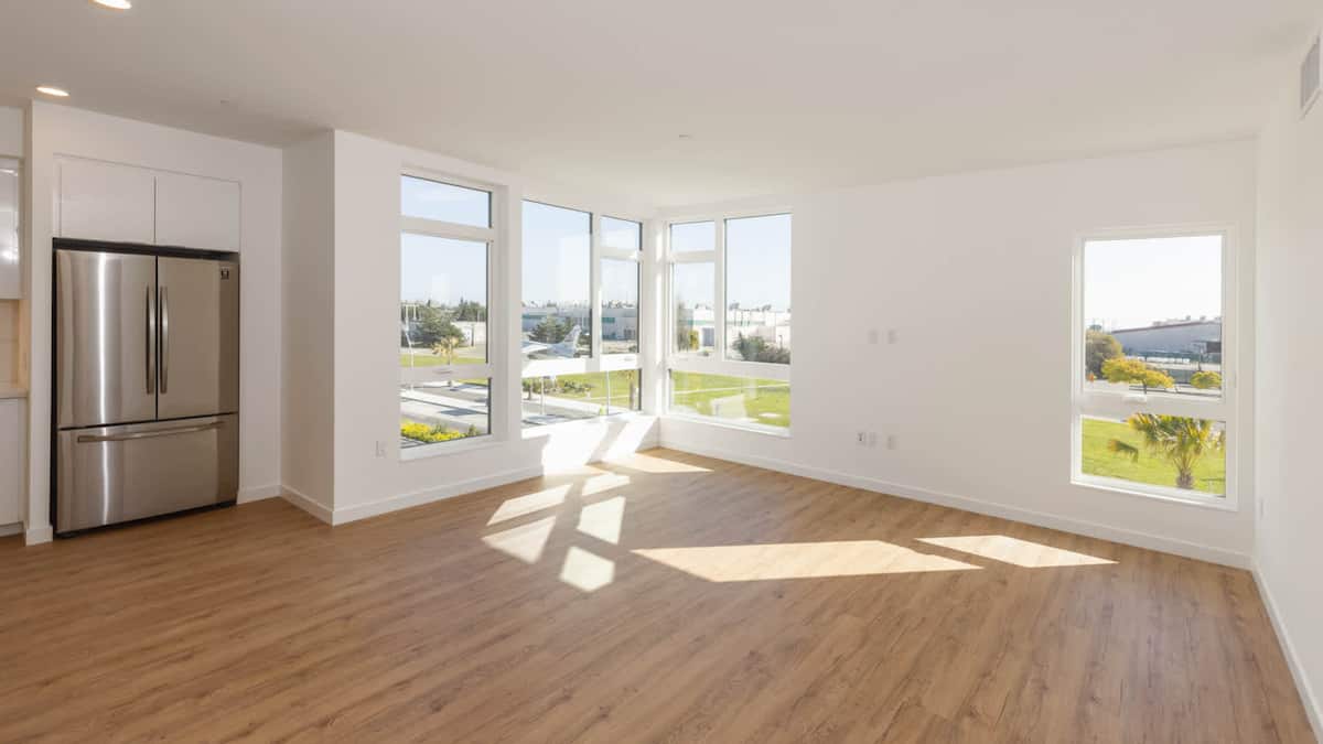 RGVtYW5kUGljdHVyZToxOTQzMTg1MDU4