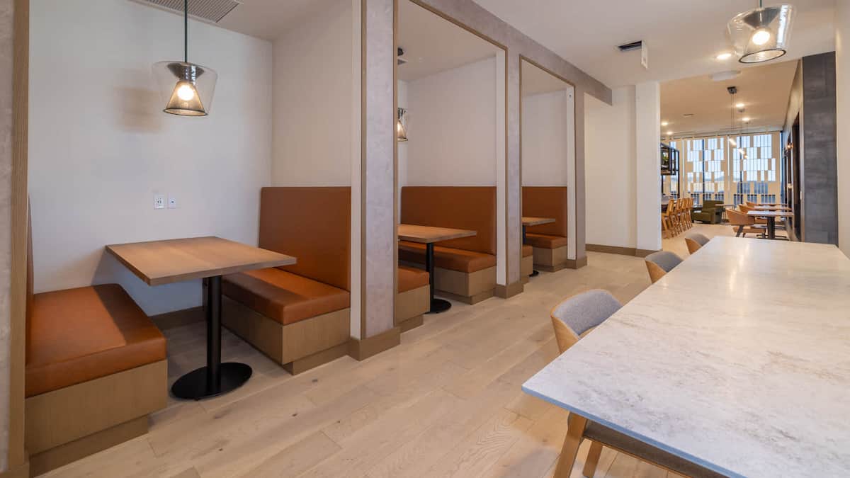 Earn in Jade Beeler Park, an Airbnb-friendly apartment building