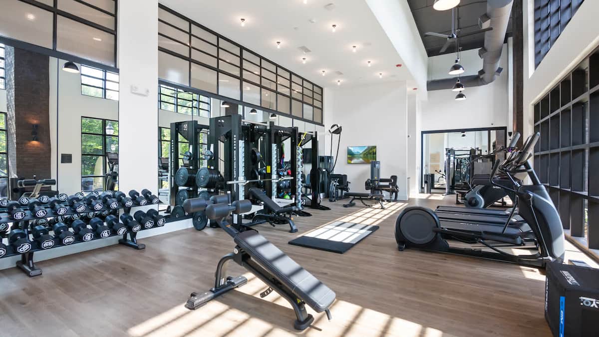 RGVtYW5kUGljdHVyZToxOTU5ODc1ODk2