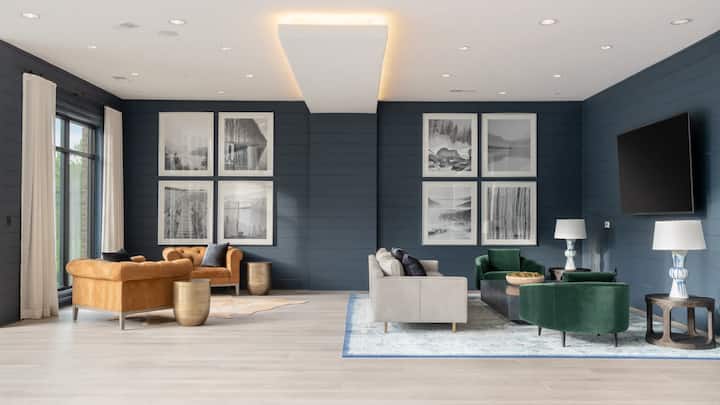 RGVtYW5kUGljdHVyZToxOTc1MTYxNjQ3