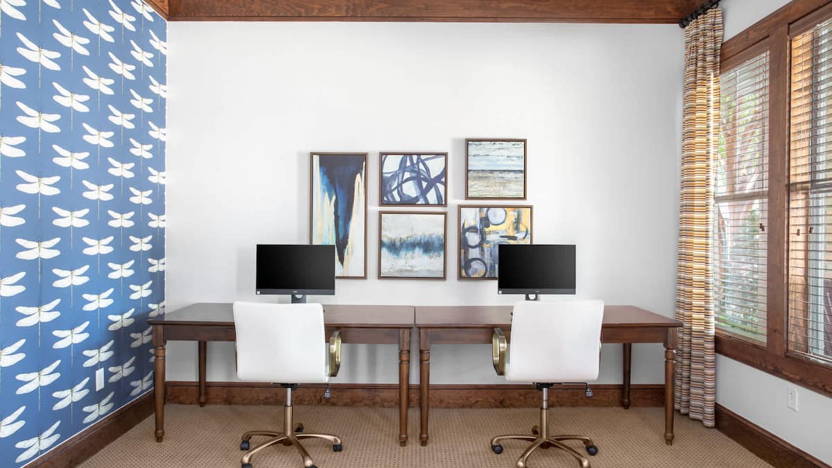 RGVtYW5kUGljdHVyZToxOTc1MTYxNDUw