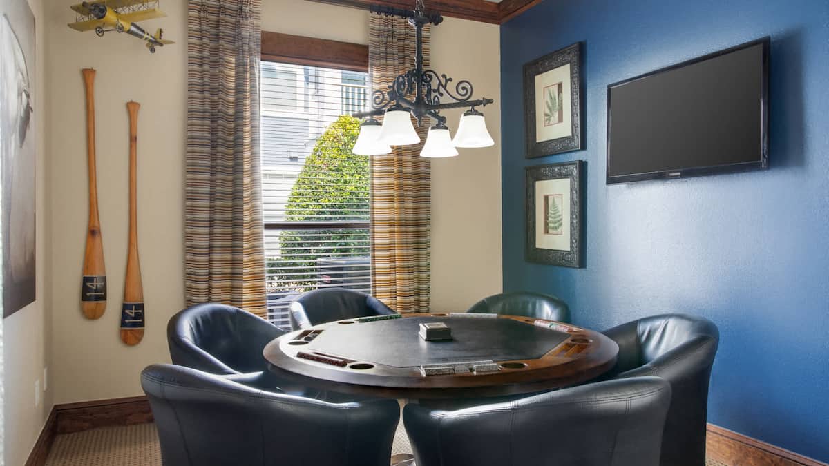 RGVtYW5kUGljdHVyZToxOTc1MTYxNDQ2