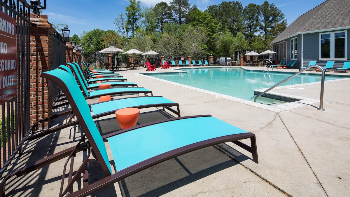 RGVtYW5kUGljdHVyZToyMjExMjk2ODQy