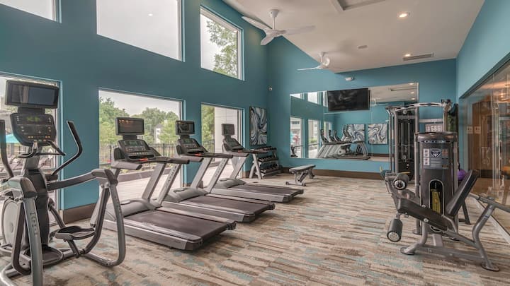 RGVtYW5kUGljdHVyZToyNTUzNzkwOTg0