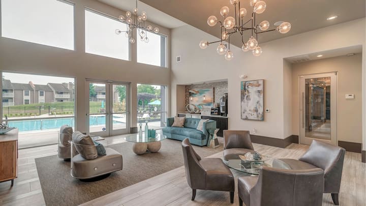 RGVtYW5kUGljdHVyZToyNTUzNzkxMDE1