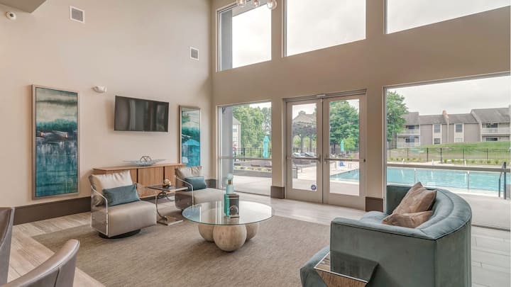 RGVtYW5kUGljdHVyZToyNTUzNzkwOTk4