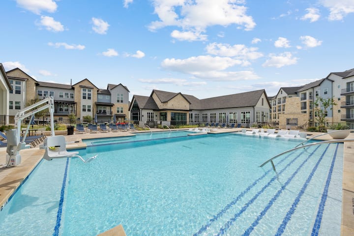 RGVtYW5kUGljdHVyZToyMzI0MDc5MTI3