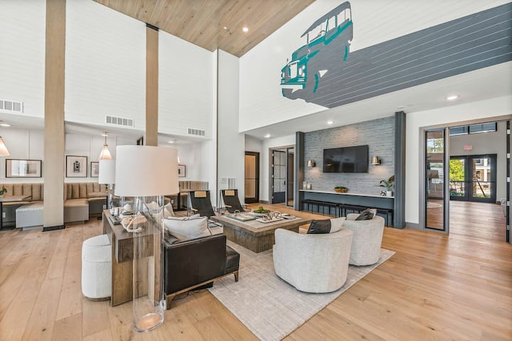 RGVtYW5kUGljdHVyZToyMzI0MDgwNTUx