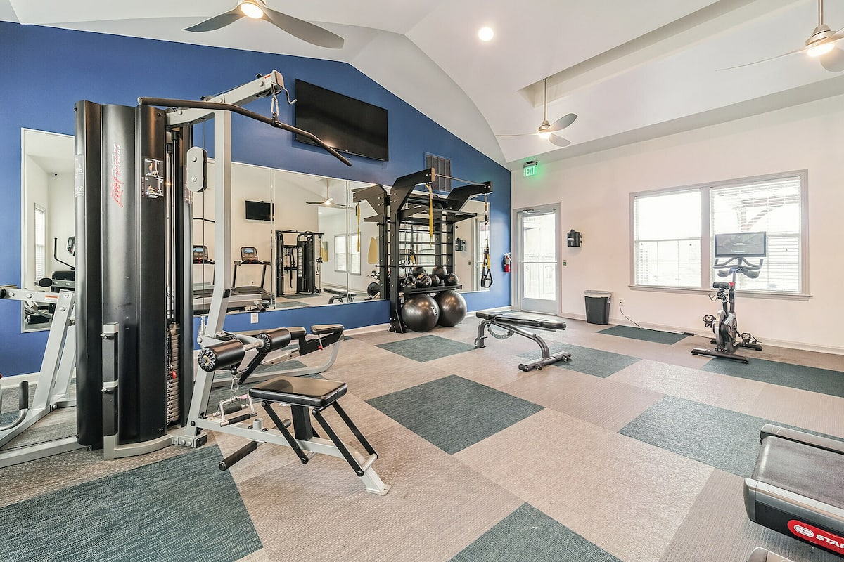 RGVtYW5kUGljdHVyZToyMjI4NDE0NTc0