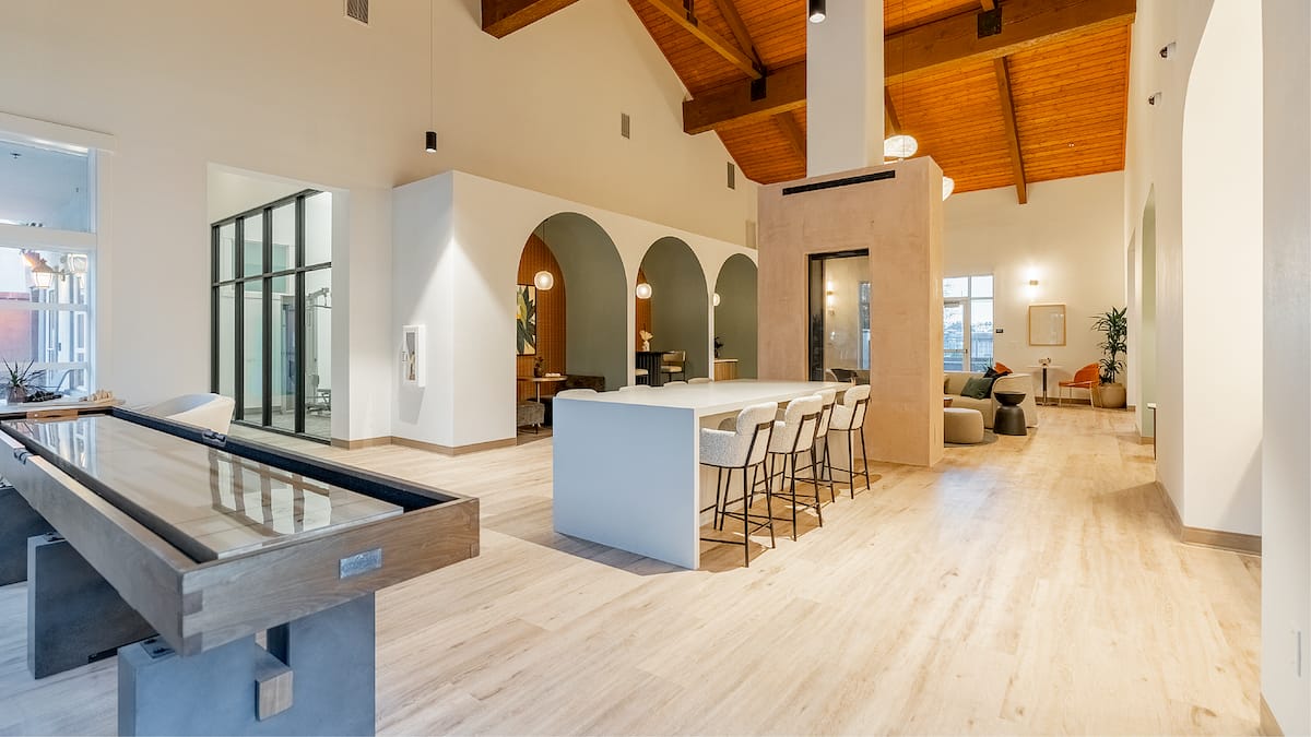 , an Airbnb-friendly apartment in West Sacramento, CA