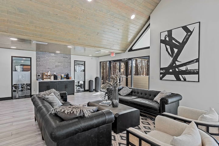 RGVtYW5kUGljdHVyZToyNTUzNzkxMjA3