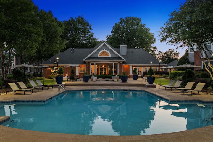 RGVtYW5kUGljdHVyZToyNTUzNzkxMTI2