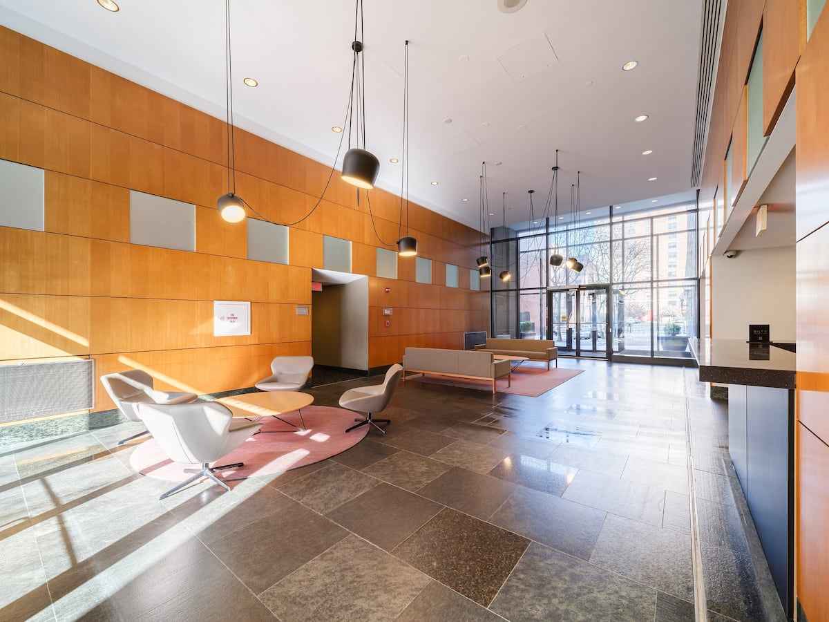 RGVtYW5kUGljdHVyZToyNDYwMDE1NTM1