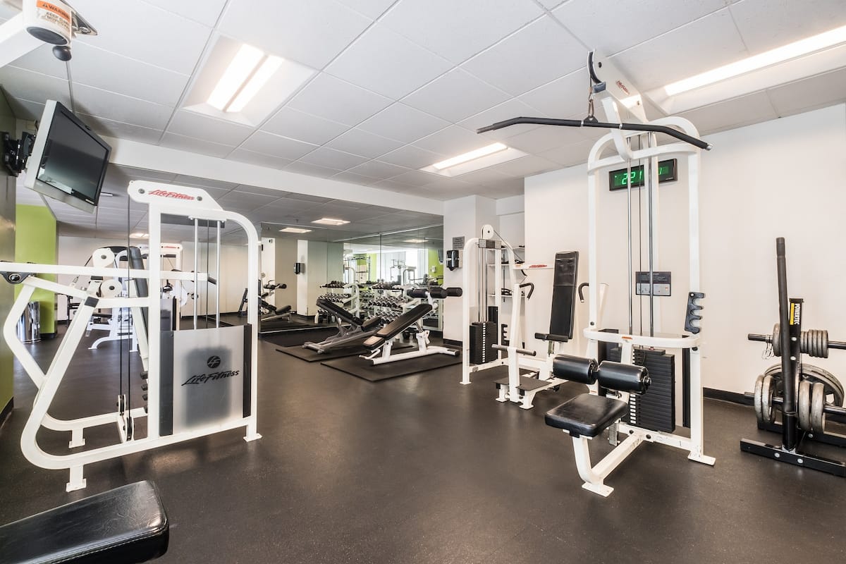 RGVtYW5kUGljdHVyZToyNDYwMDE1NTU5