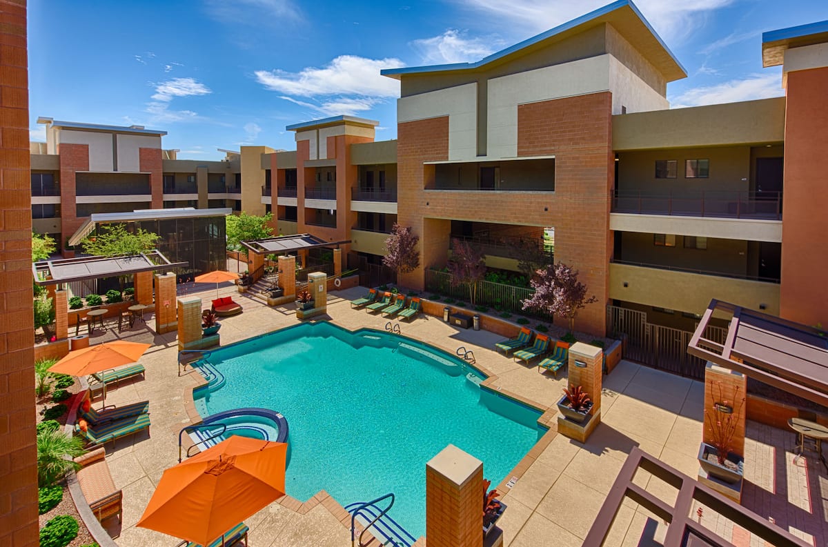 Ten Wine Lofts, an Airbnbfriendly apartment