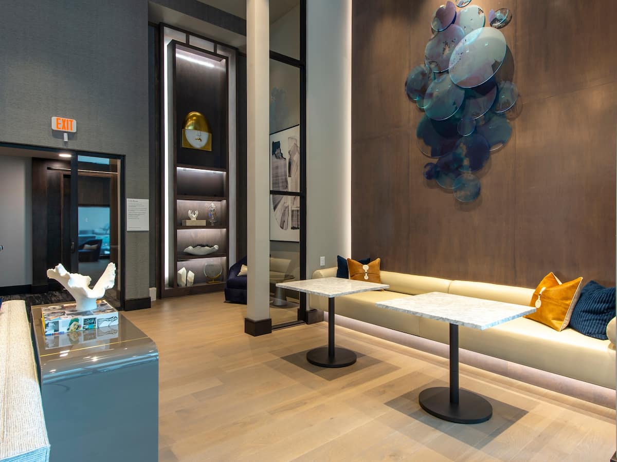 RGVtYW5kUGljdHVyZToxOTUxNTg3NDU3