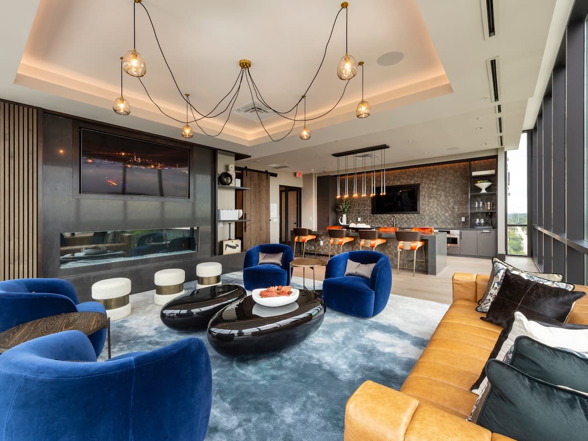 RGVtYW5kUGljdHVyZToxOTUxNTg3NDc0