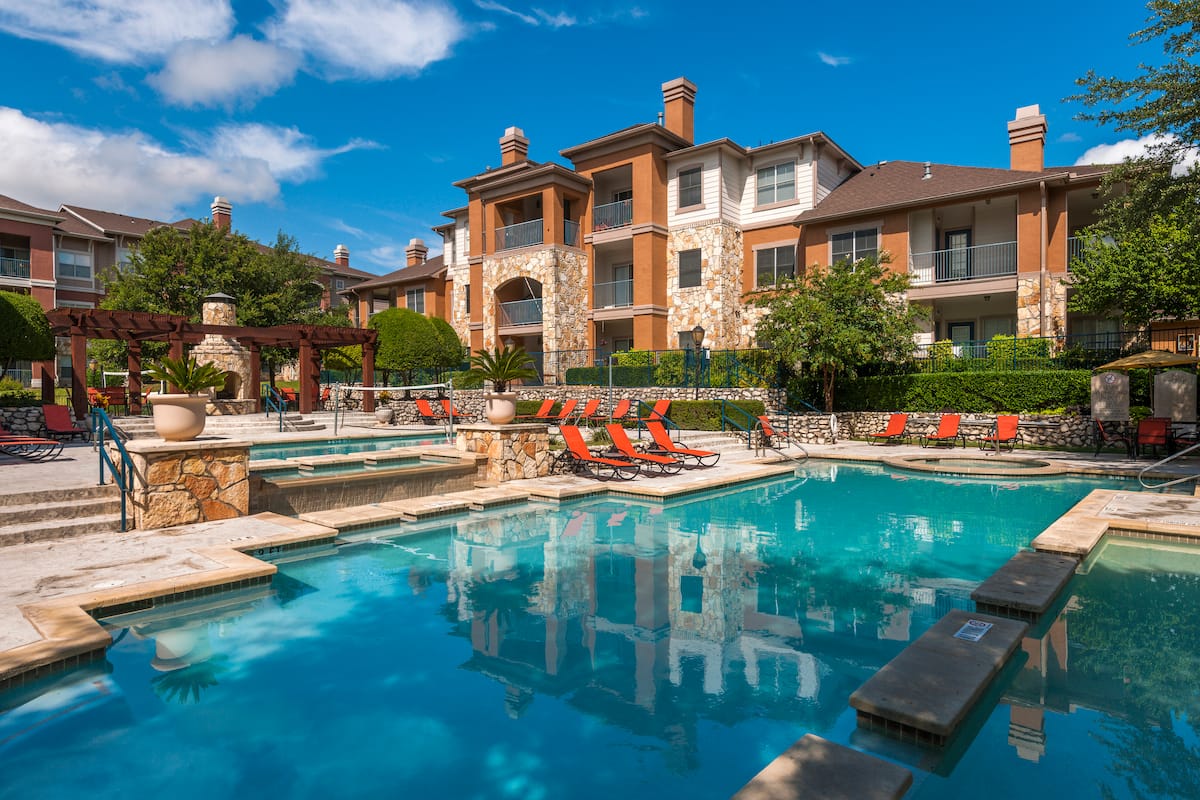 Earn with Airbnbfriendly apartments in Austin Metro Airbnb