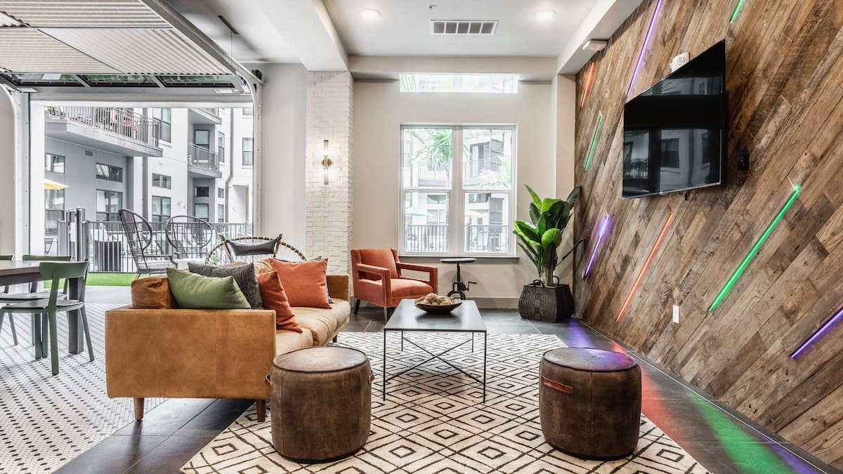 Earn with Airbnbfriendly apartments in Tampa Airbnb