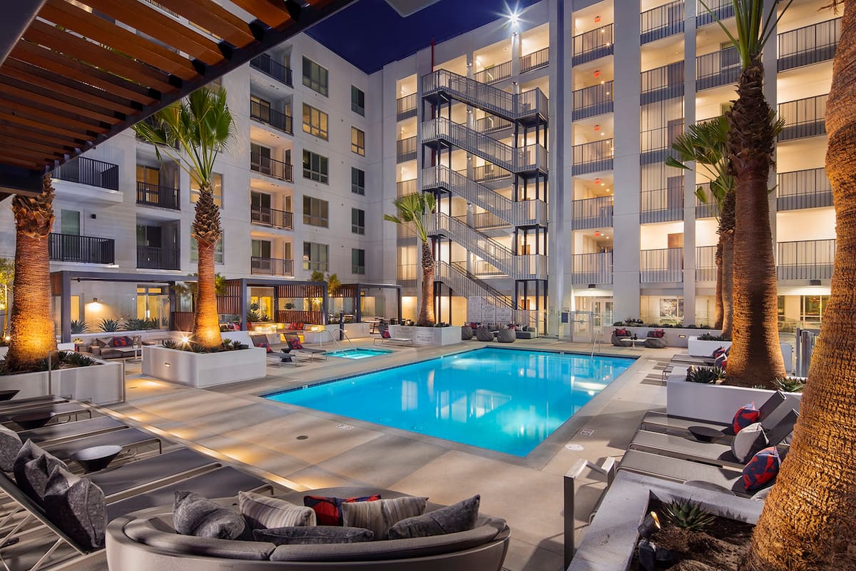 Discover Airbnb friendly apartments in Los Angeles Airbnb