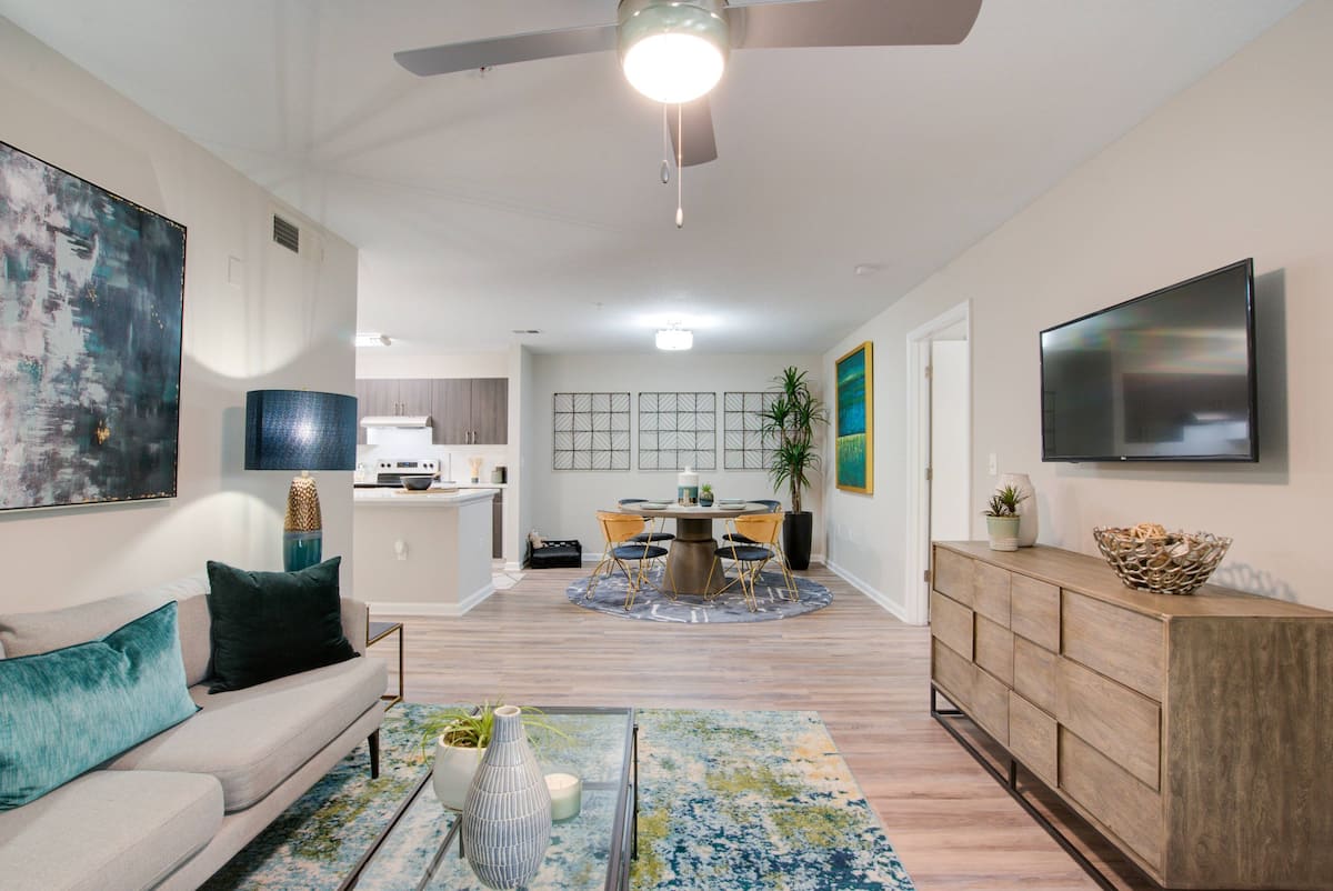 , an Airbnb-friendly apartment in Tampa, FL