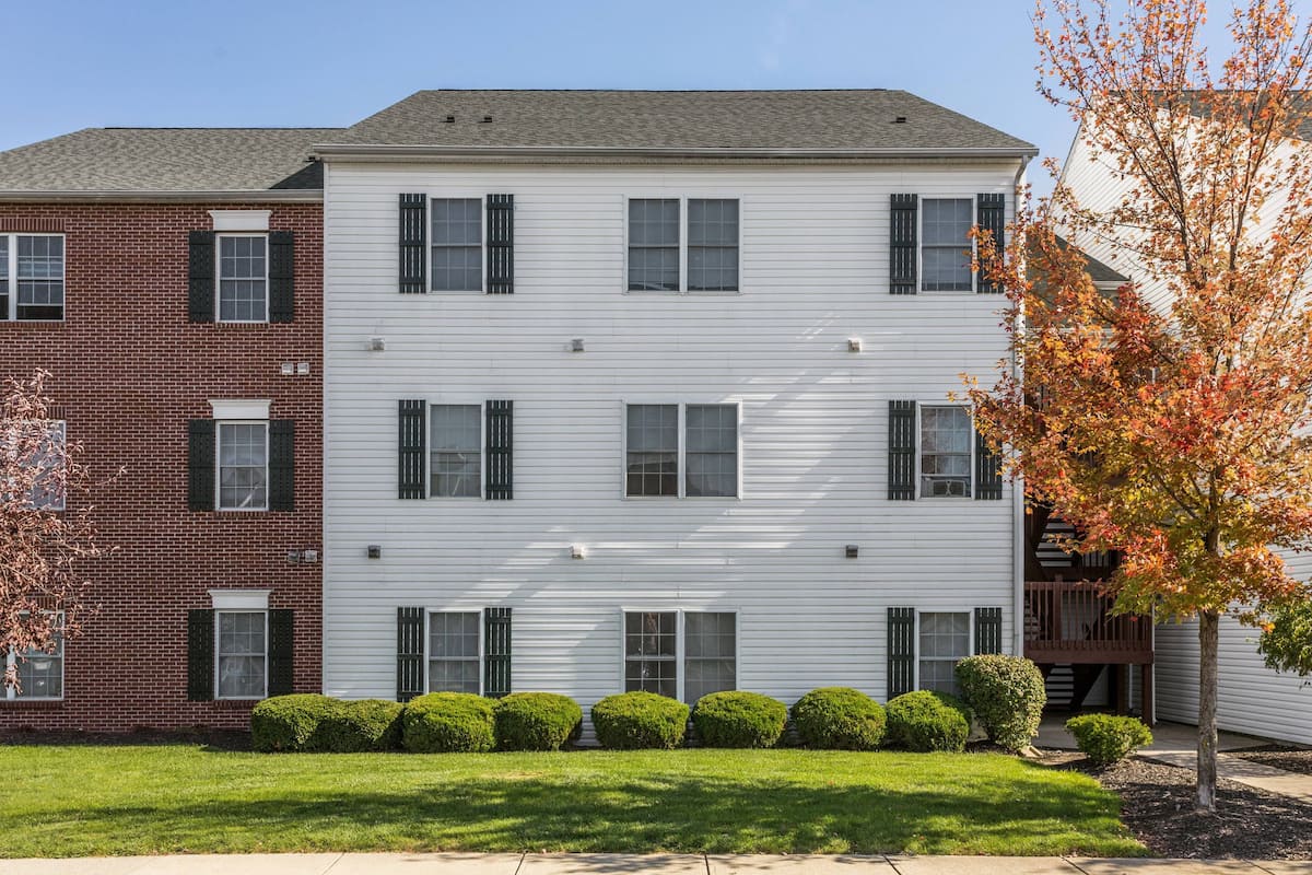 , an Airbnb-friendly apartment in Canal Winchester, OH