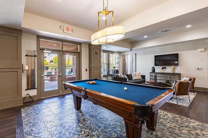 Earn with Airbnb-friendly apartments in Raleigh | Airbnb