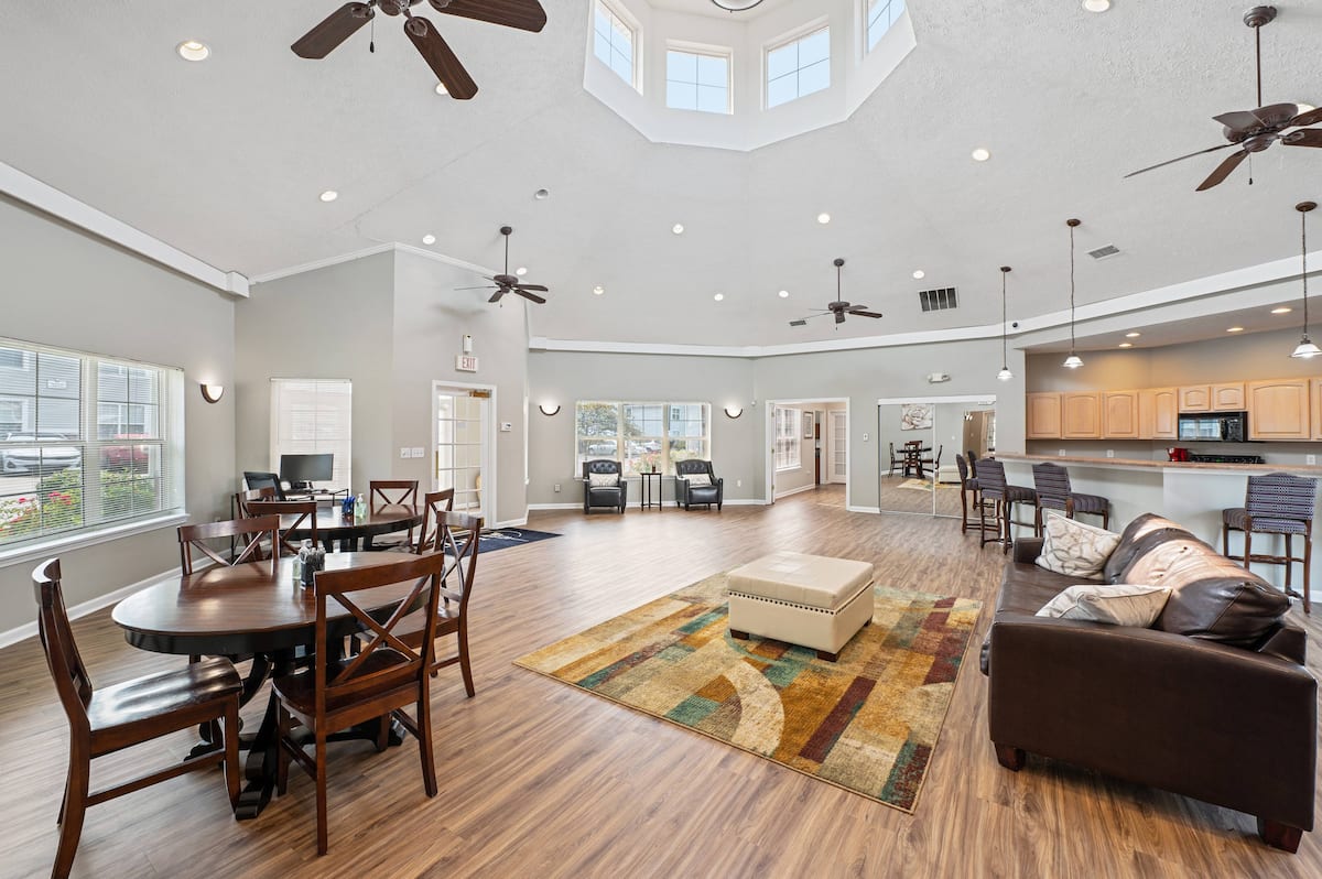 RGVtYW5kUGljdHVyZToxOTc2MzkxMjM5