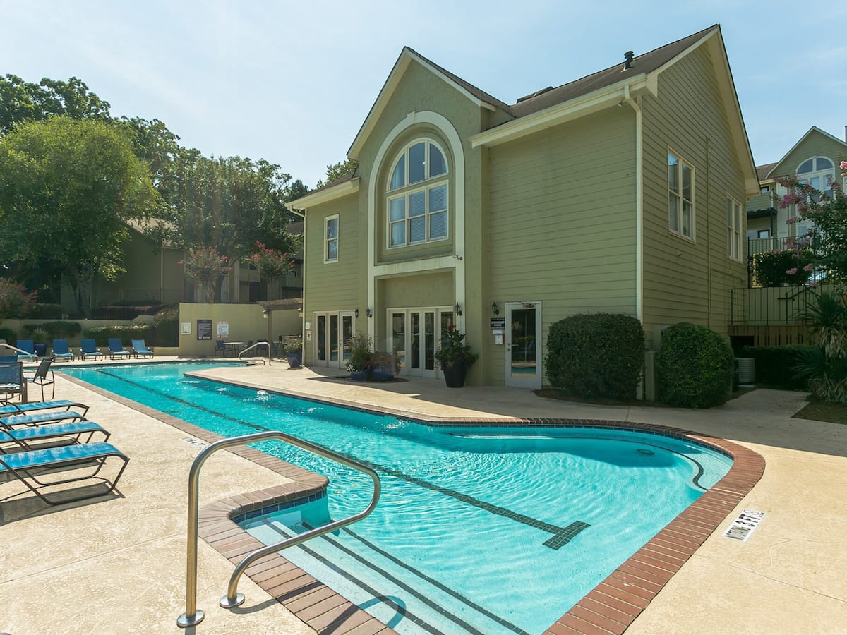 RGVtYW5kUGljdHVyZToxOTU1MjAxMDIx