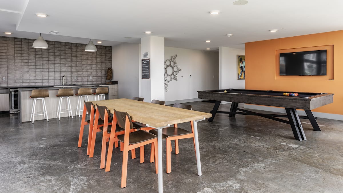 , an Airbnb-friendly apartment in Cincinnati, OH